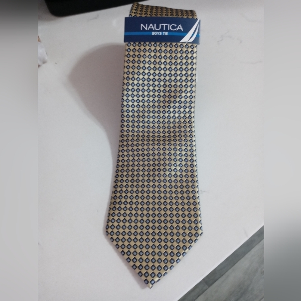 Nautica 100% silk Boy's lattice print necktie 49/3